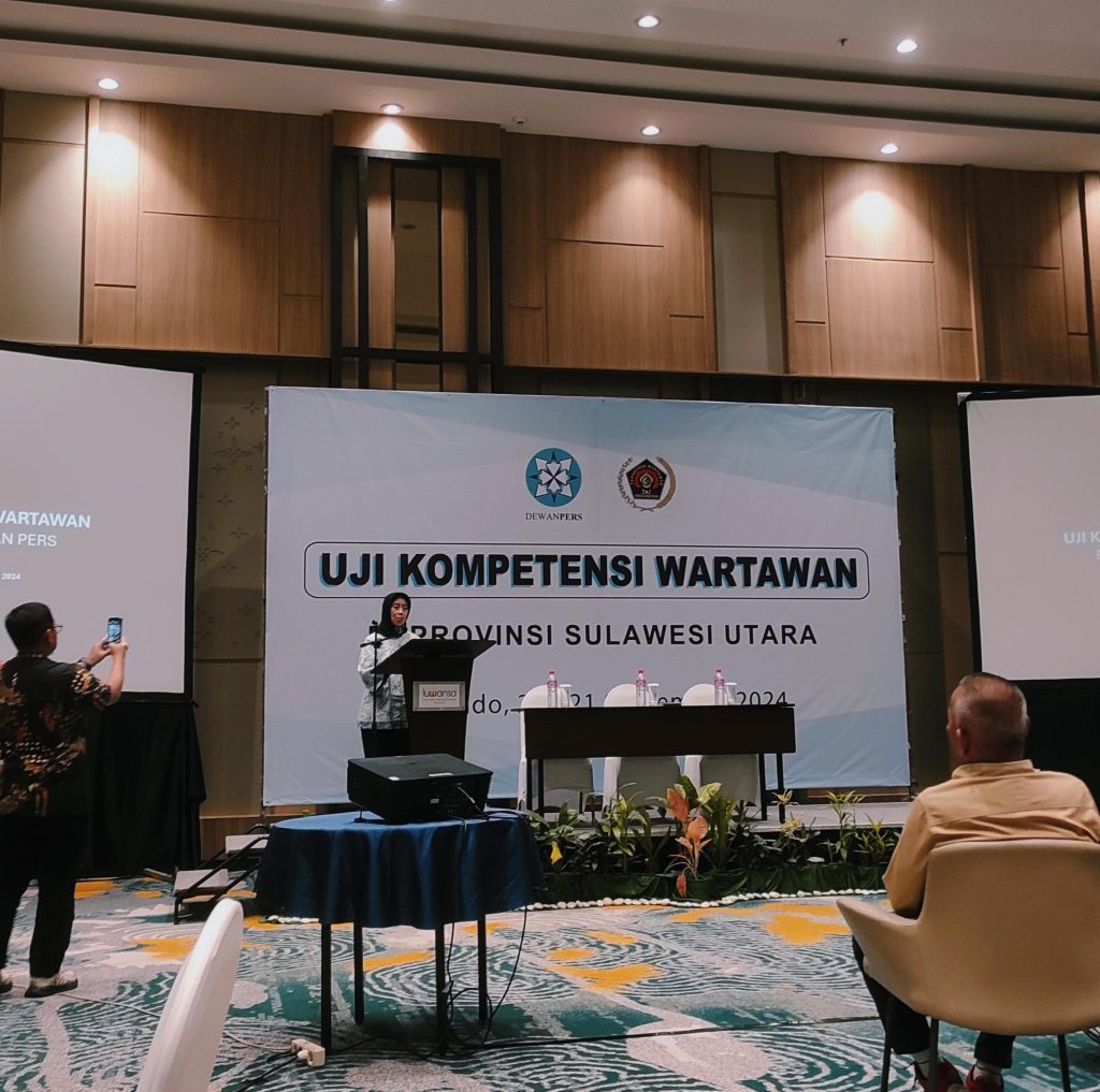 Ketua Dewan Pers Dr. Ninik Rahayu saat membuka kegiatan